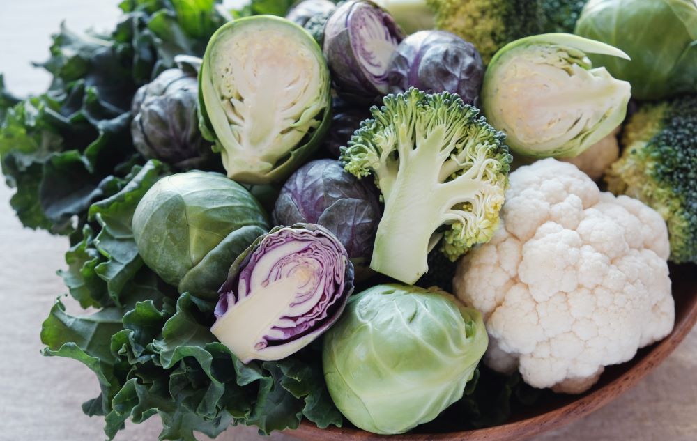 Cruciferous vegetables unfortunately causes bloating but can be replaced with other greens.