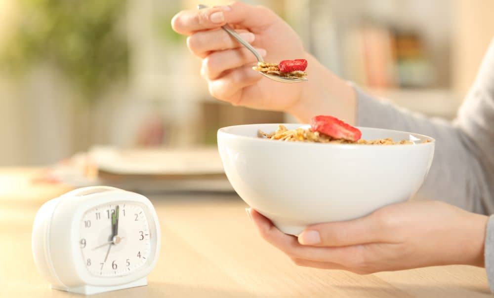 Intermittent fasting is now becoming popular as an effective method of losing wait. 